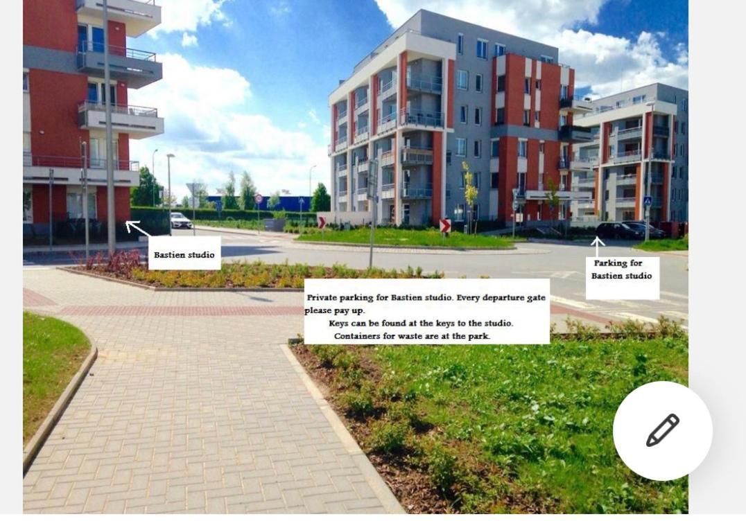 Bastien Studio Near Airport Praga Zewnętrze zdjęcie
