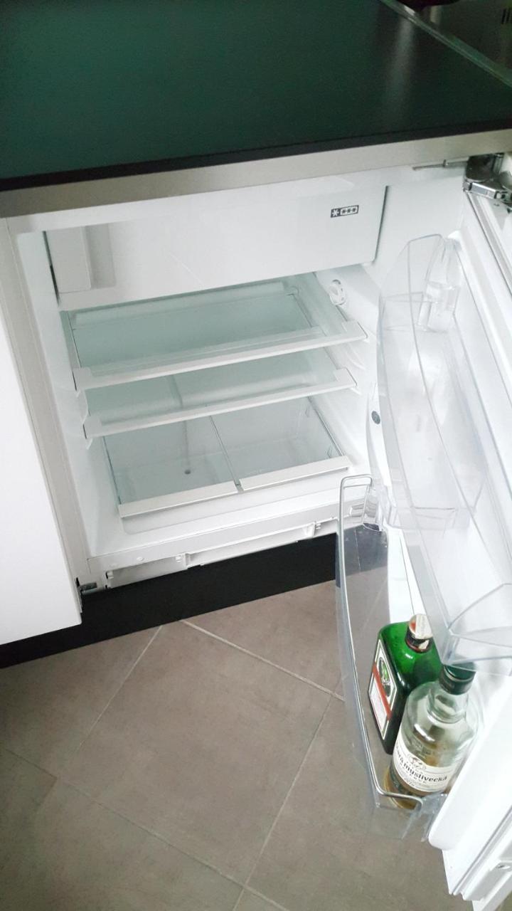 Bastien Studio Near Airport Praga Zewnętrze zdjęcie