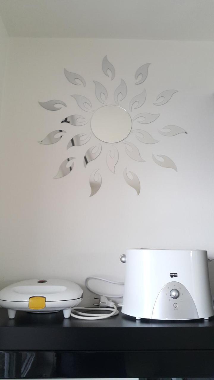 Bastien Studio Near Airport Praga Zewnętrze zdjęcie